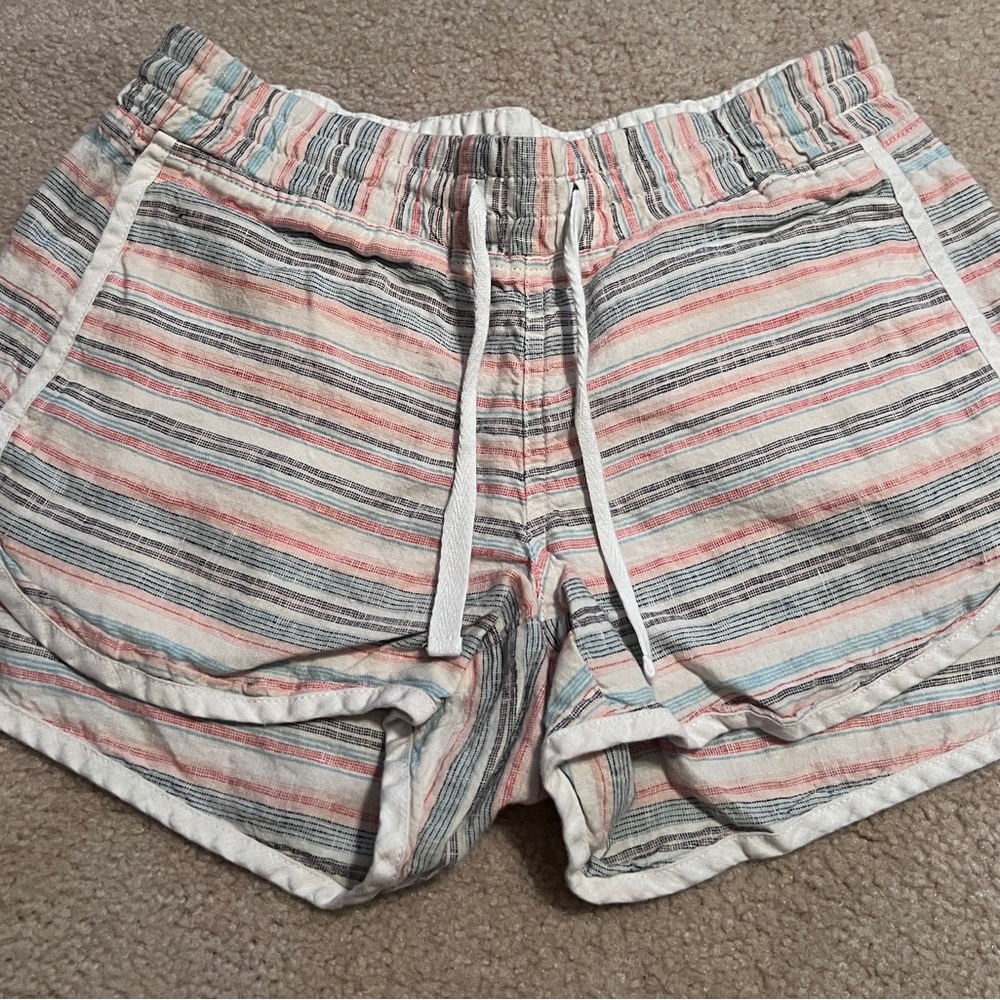 Athleta linen shorts, 2